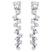 Order fashion earrings online at JewelSouk