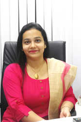 Vrushali Khan - Dermatologist in Mumbai