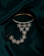 Buy Haath Phool Online at Best Price by Anuradha Art Jewellery