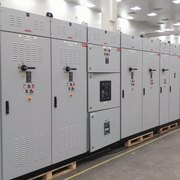 Low voltage automatic power factor correction panels